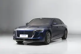 2.0T插混，直瀑式格栅，零重力回弹座椅，这大红旗真不错！图片