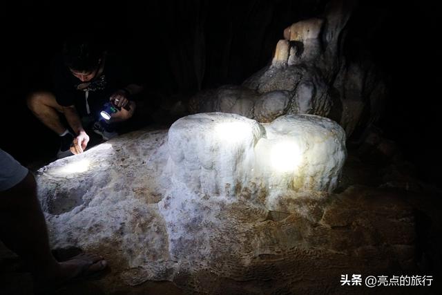 搭乘高铁去老挝，老挝旅行日记：万荣（万荣户外一日玩）
