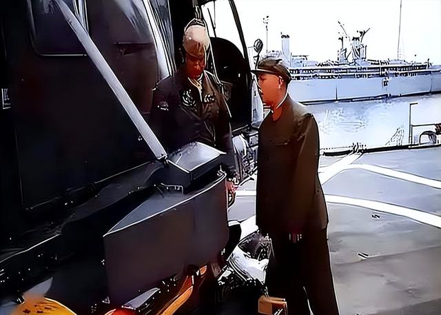 首！次访华就不尊重我国？中国当场撤走仪仗队：摆正态度再来吧。