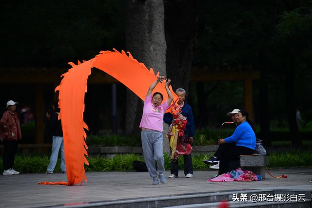 秋雨后，邂逅达活泉的浪漫