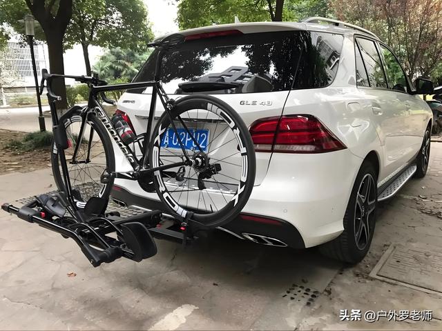 退休夫妻自驾带2辆自行车,凭啥解锁12个福利?99%人没试过!