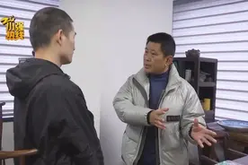 卡里面有163万，想转2万却显示“余额不足”，他着急了…图片