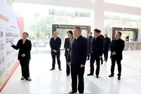 2023年荆州市“宪法宣传周”活动启动！图片