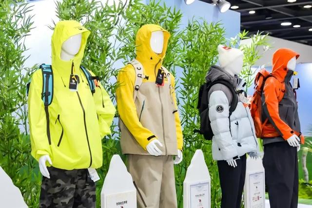 2025纺织服装成长型品牌大会在常熟举行
