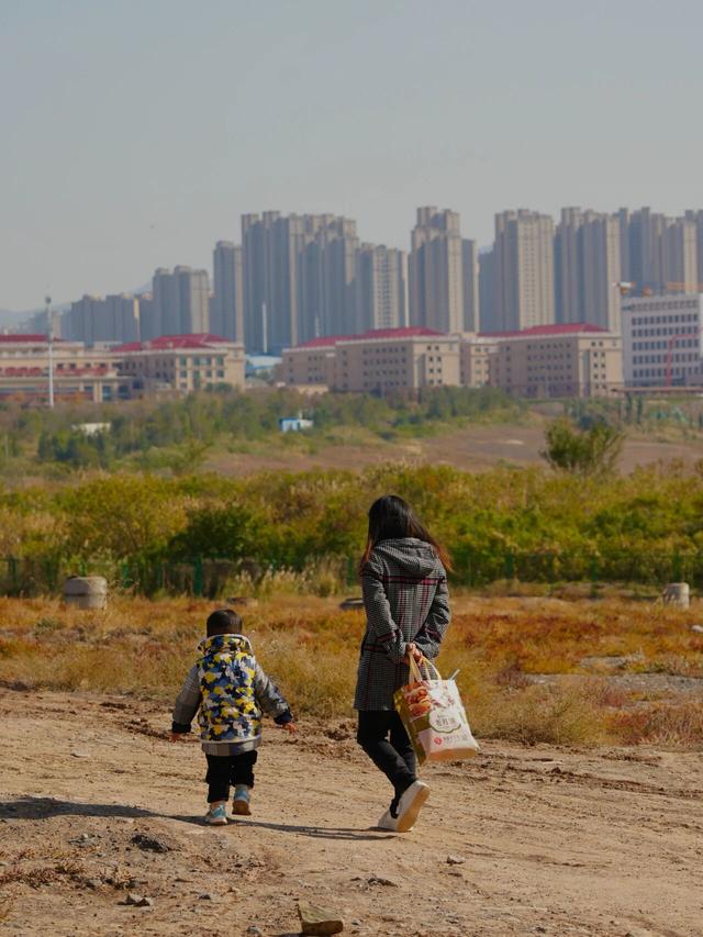 如何不“悲秋”？在乌鲁木齐 3 处湿地，放松一点