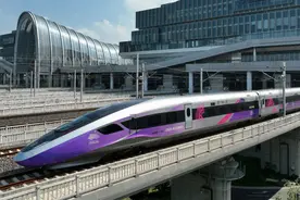 最近很多杭州家长在为火车票而焦虑，没买到票或许可以试试中途换乘图片