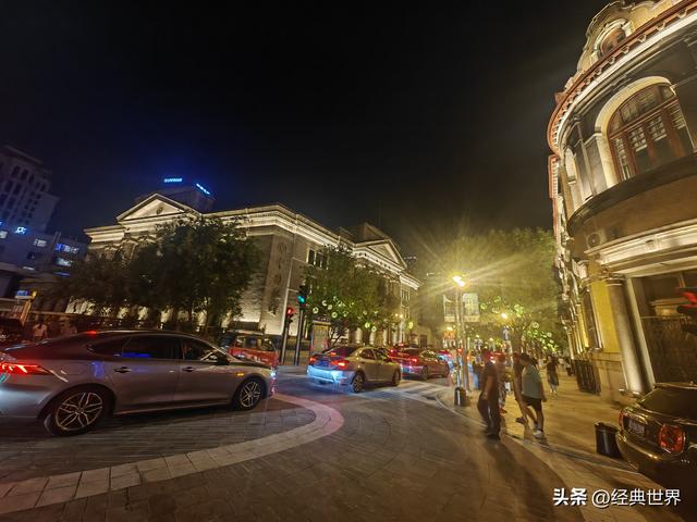 夜幕下的海河