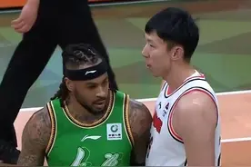 真相了！周琦退赛原因找到，杜锋说出事情，郭楠纵容莫兰德抱摔图片