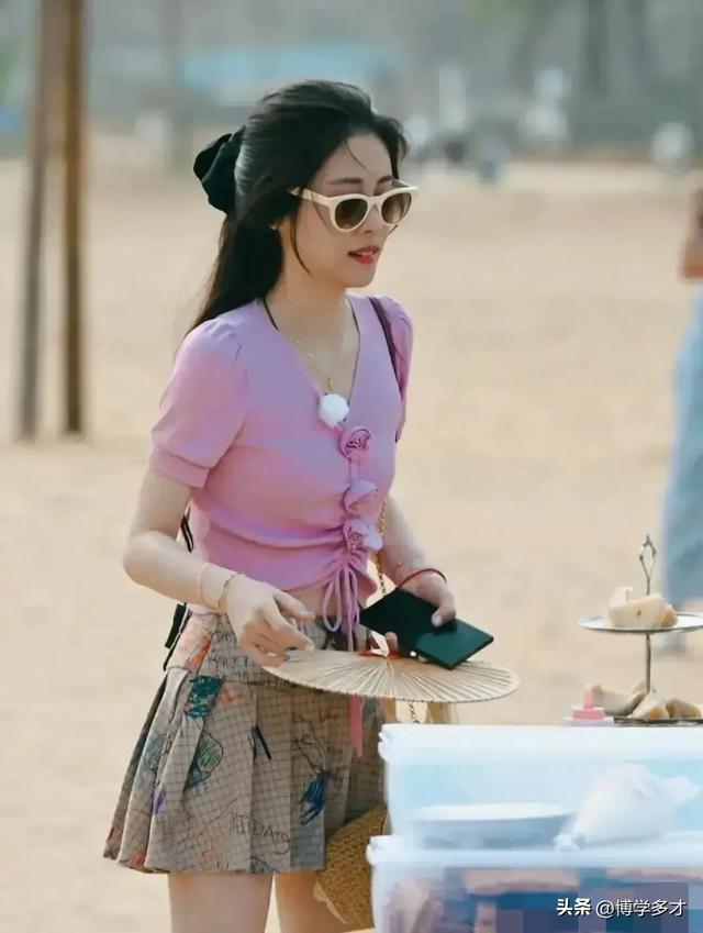 怪不得华晨宇愿意跟她生孩子，真是美得像仙女下凡。