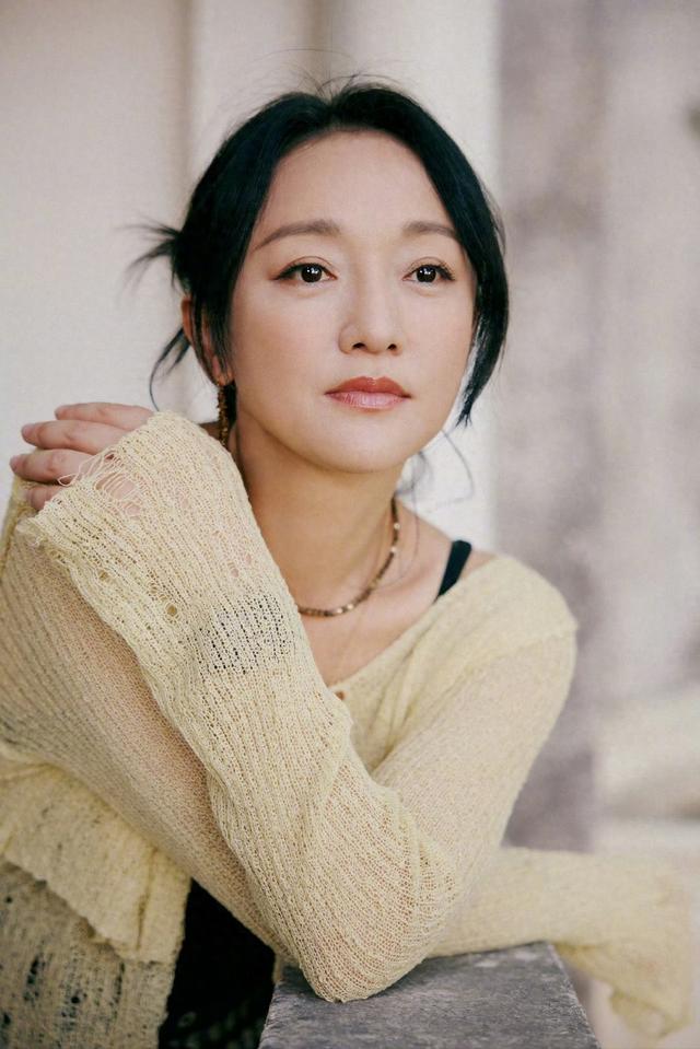 表面“清纯玉女”，实则却“渣到不行”！这6位女星一个比一个乱