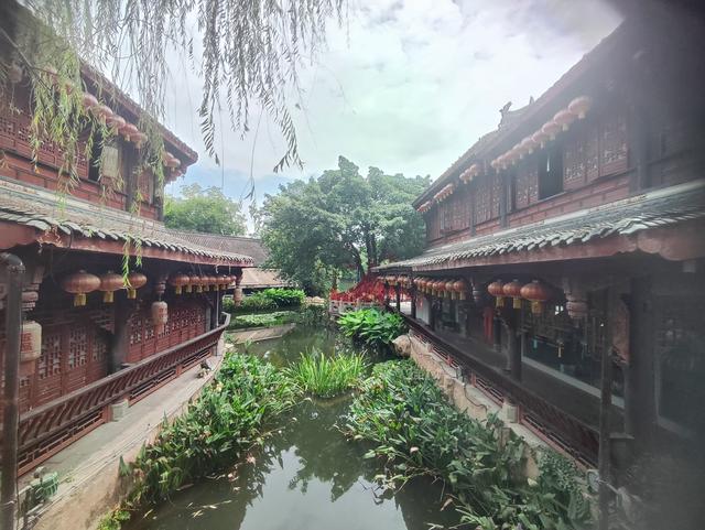 重庆璧山低调的景区，景色优美看点丰富，虽是网红却游客不多