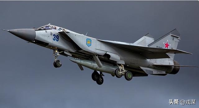 匕首导弹保不住？英乌策反俄米格31飞行员，结果被飞行员反杀！