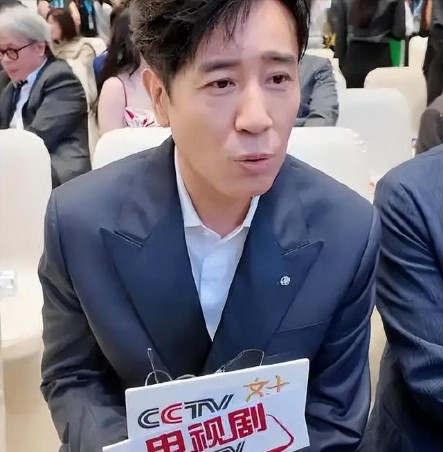 不到24小时，央视2次点名于和伟，释放3大信号，内娱的风向变了