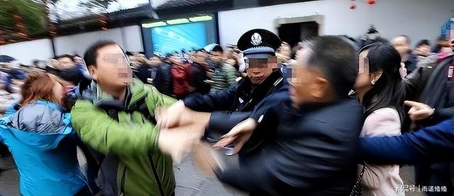 又揪出来一个巨贪，金额高达9.7亿，首富夫人郝斌跨境逃亡失败了