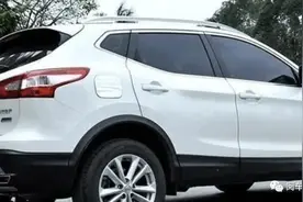 为什么大部分SUV车顶都有两条竖杠，轿车却没有？图片