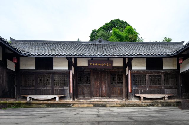 用AI智慧导游打开长征国家文化公园（兴文公园）