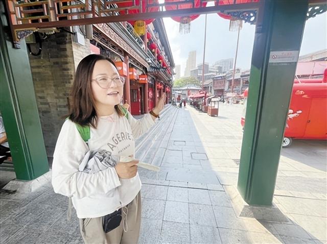 津城导游用旅游热度“丈量”天津温度 4小时“肉嗓”不停讲解