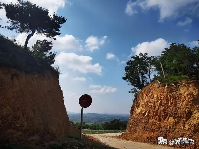 出发，去往串联诸城凤凰山、七泉山、石人山、马耳山的这条天路！