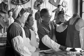 风靡全国“的确良”消失了？改了个好名，很多人甚至天天都在穿！图片