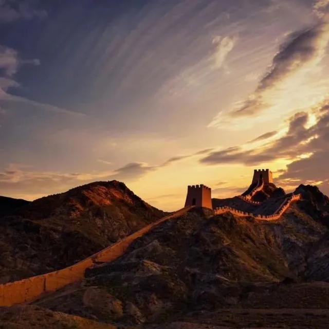 嘉峪关人集合!!🤩冬天这里暖的“心窝窝烫”，本地人表示攒劲滴很~~