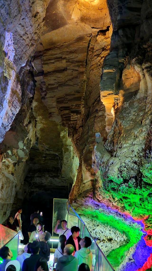 郑州村民无意一铲	，挖出世界级奇观！数十年来闻名全国，至今仍爆