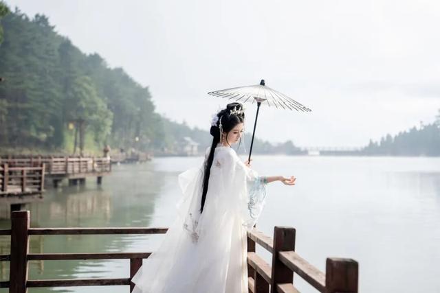 汉服相约·相见明月山！B站博主齐聚明月山采风，国风与山水碰撞惊艳时刻！