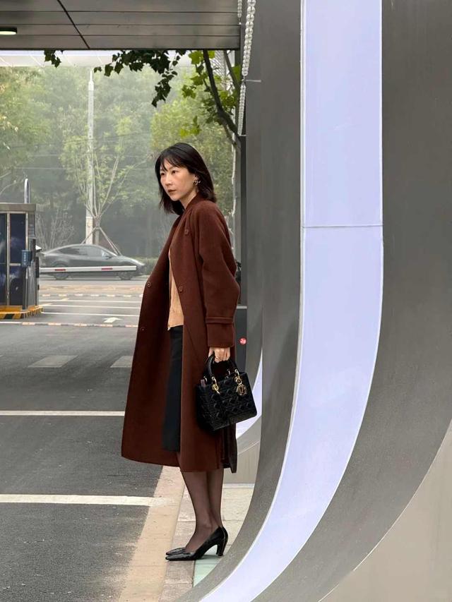 大衣+高跟鞋，显瘦又气质！ 第4张