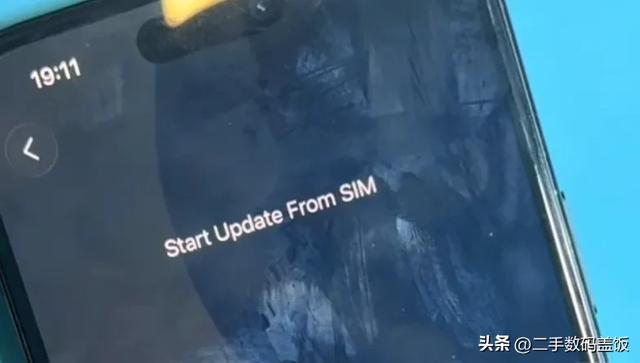 iPhone卡贴机颠覆性创新！解锁进入在线化阶段，内置可能成为主流