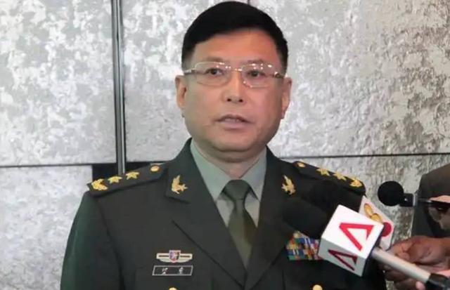 100多国代表齐聚北京	，我中将当着他们的面，连喊3个“不允许	”