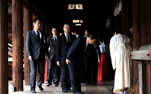 日本退役将领19年曾预言：中国2025统一台湾	，2045年“入侵”琉球