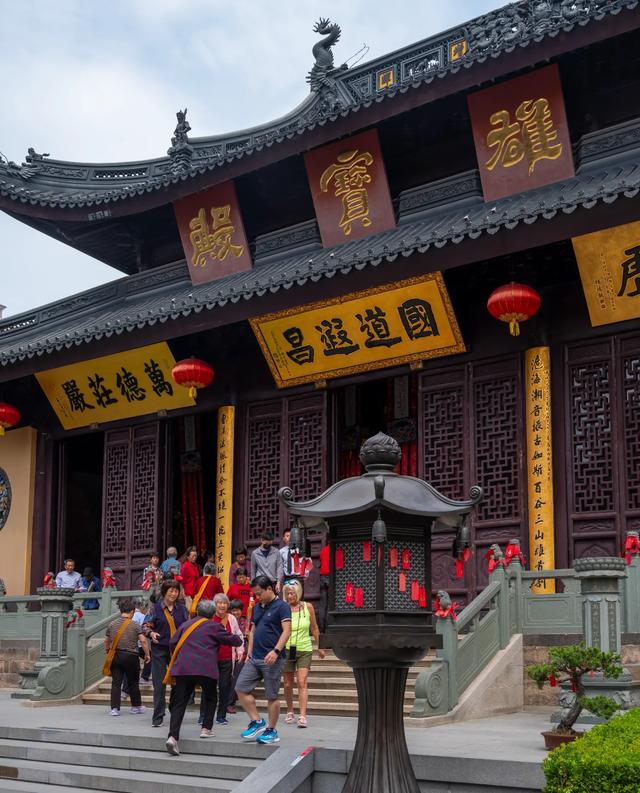 在上海，迷茫时就去这些寺庙走走，全部地铁直达，建议先收藏