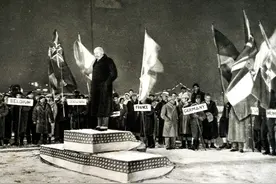 人性哲理：《毛选》里的这几句话，最让人醍醐灌顶！图片