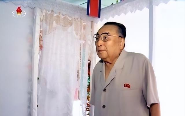 昔日金日成第一继承人，为何突然消失20年？直到去世才被韩媒公布