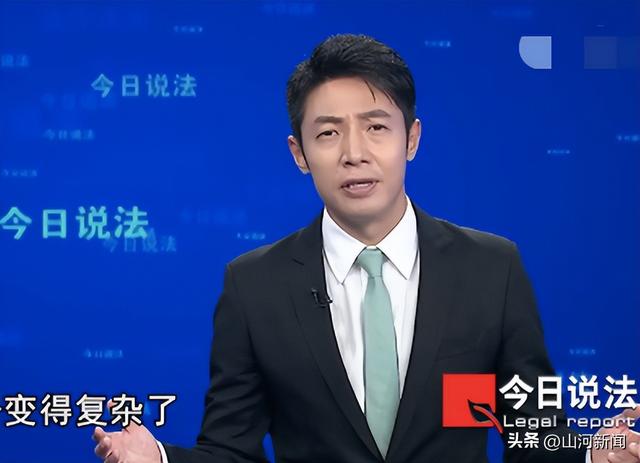 和撒贝宁同居四年，却转身投入富豪怀抱，没想到如今竟沦落至此