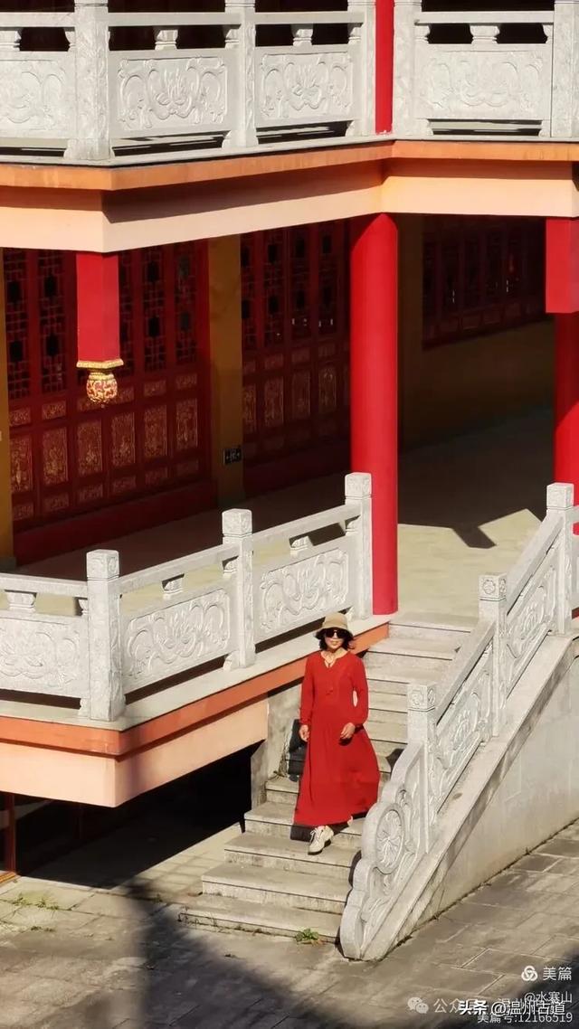 被誉为“江南小布达拉宫”!探秘浙江最大最土豪的寺院!