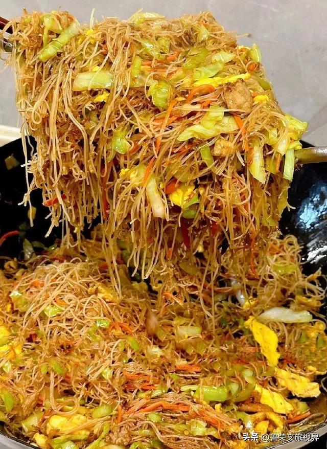 人少景美的宝藏小县城：藏着绝美海岛，一半草原一半海