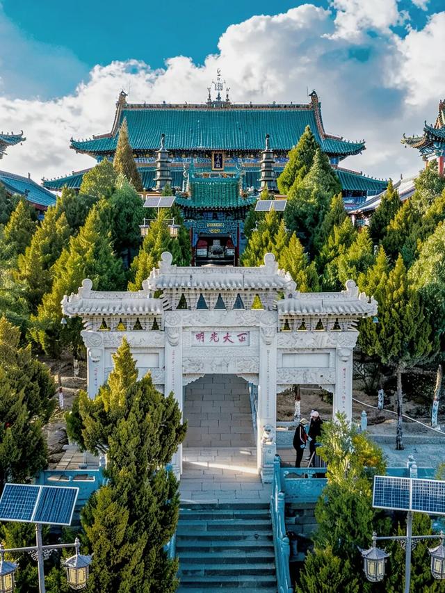 黄河岸，白云间，佳县白云山四月八旅游文化节即将盛大启幕~
