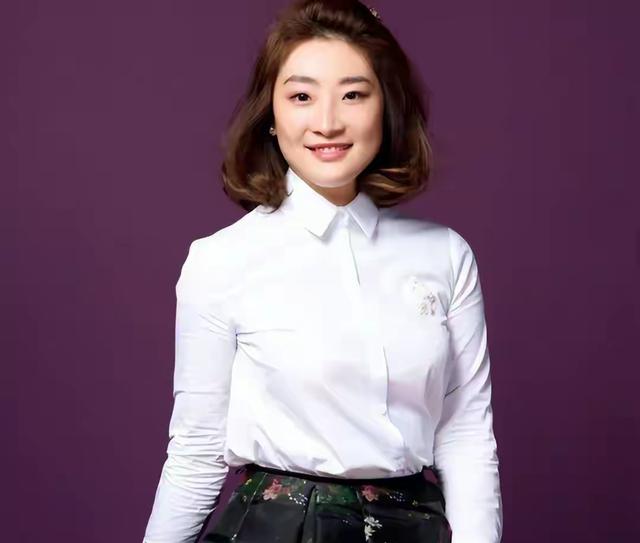 宗馥莉把亲叔整没电了	。这出商界大戏可比电视剧带劲。