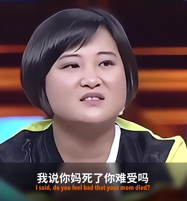 瘦到脱相？43岁的贾玲罕见露面，脸跨不平、又瘦又"颓"，令人唏嘘