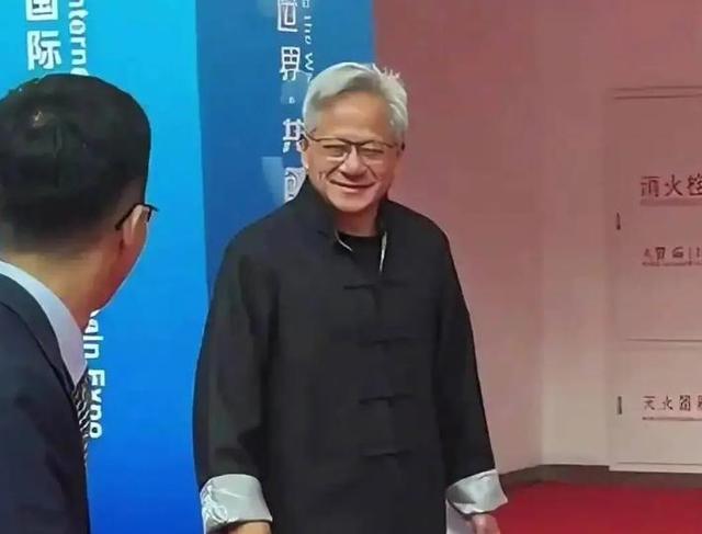 伤害性极大侮辱性极强！美向中国出售阉割版垃圾芯片其用心险恶！