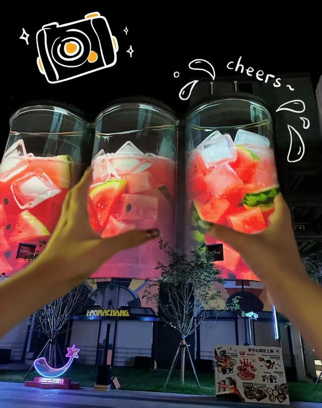 徐汇滨江打卡攻略上线！8大光影点位，五感沉浸式夜游太绝了