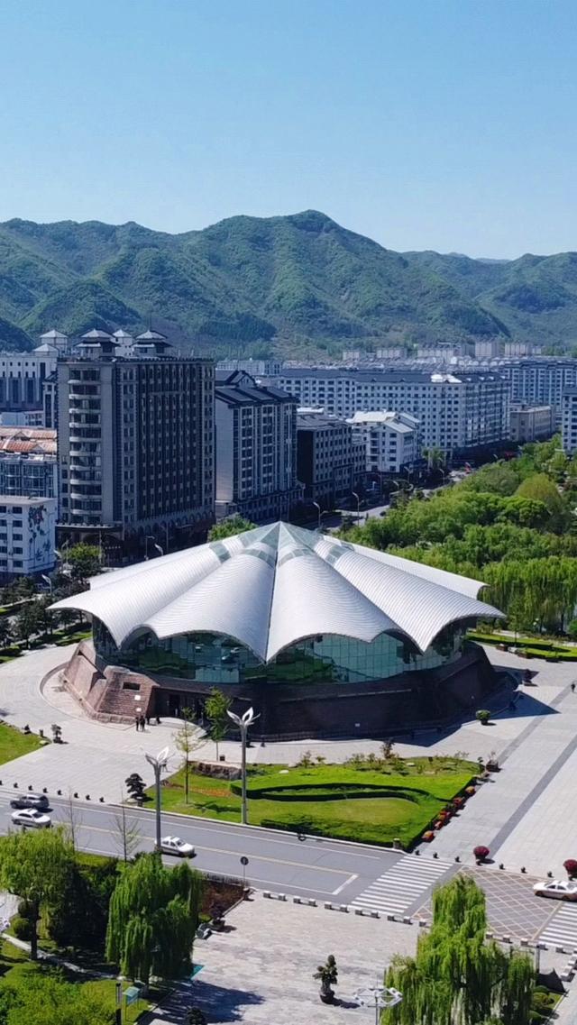 东北有一个被低估的边境宜居小城，凉爽宜人在这里过夏天太舒服了