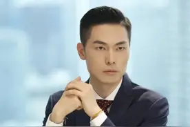 《令人心动的offer》带教律师骆嘉昀 能力与颜值齐飞 现实版何以琛图片