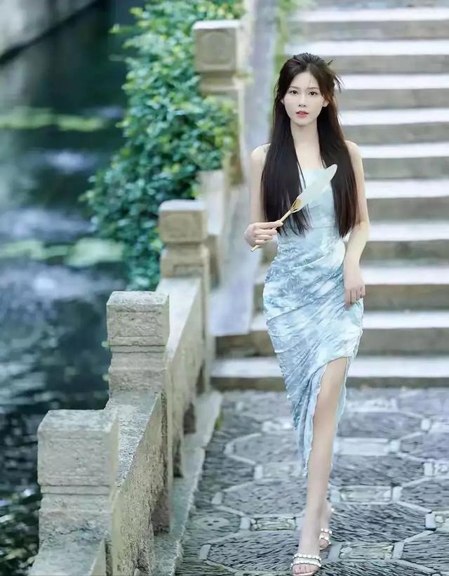 南昌绝美校花,素颜美得惊为天人,无数人的白月光 仙女下凡美若天仙