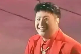 潘玮柏北京演唱会胖成杜海涛，网友调侃这是胖围脖图片