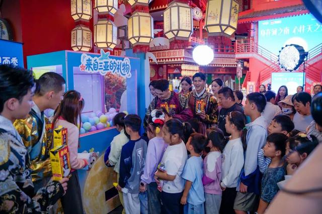 “单向输送”升华为“城市对话”，“爱上三亚精彩见面季”创意收官！