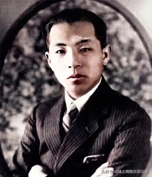 张学良痴迷一生的赵一荻有多美？16岁时在香山留影，美若天仙！