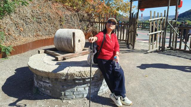 花最少的钱，看最美红叶，邢台佛照山，我们坐火车公交来啦