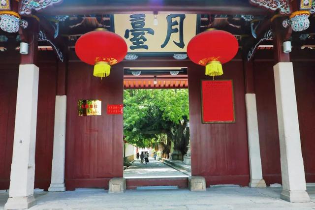 承天寺：藏在市中心的“山林”