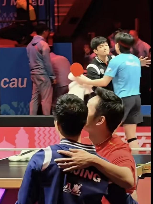 张雷说了一句话，全场憋笑，怪不得楚钦给他说话不超过六个字